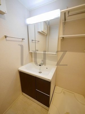シャンティ二俣川の洗面所|人気の独立洗面台完備です！