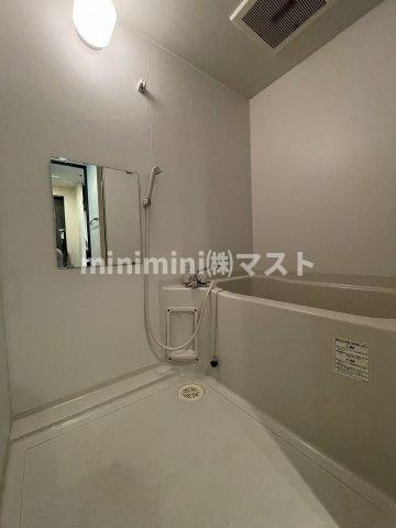 大阪市中央区常盤町２丁目の賃貸マンションの浴室