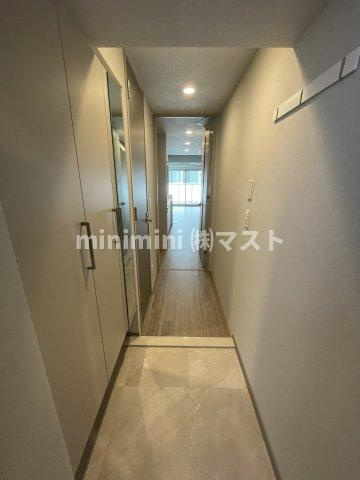 大阪市西区阿波座１丁目の賃貸マンションの玄関