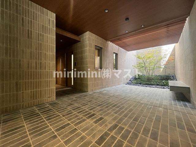 大阪市西区京町堀３丁目の賃貸マンションのロビー