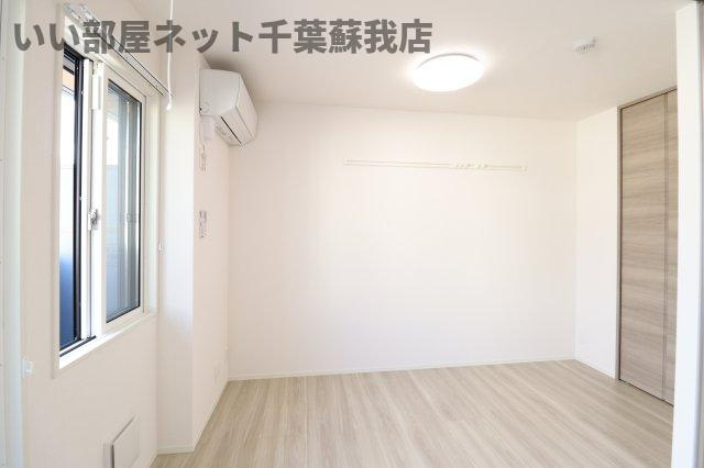 アヴァンスコート弐番館の洋室|個人の部屋や寝室として使える洋室です