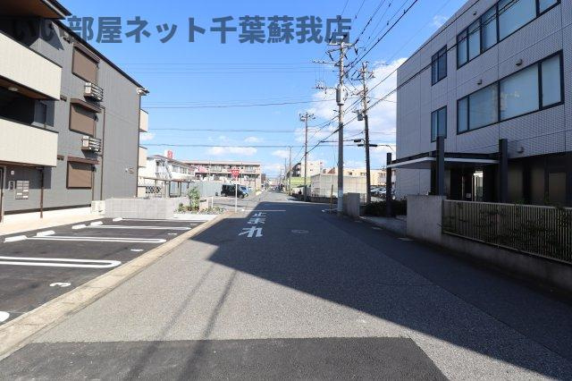 アヴァンスコート弐番館の周辺