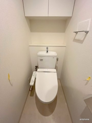 セオリー難波WEST　仲介手数料無料のトイレ