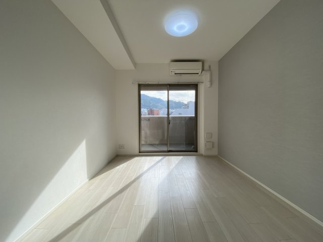 【寝室】スプランディット神戸北野 