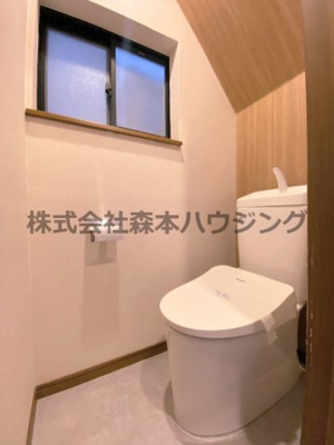 【トイレ】 | 　寝屋川市池田1丁目5戸建貸家 | トイレも気になるポイント