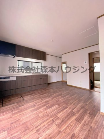 【居間・リビング】 | 　寝屋川市池田1丁目5戸建貸家 | 使いやすいリビングです