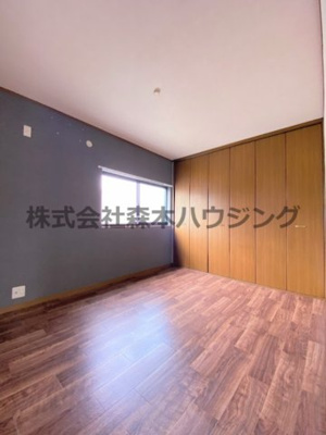 【洋室】 | 　寝屋川市池田1丁目5戸建貸家 | 広々とした洋室です