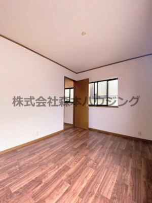 【洋室】 | 　寝屋川市池田1丁目5戸建貸家 | 個人の部屋や寝室として使える洋室です
