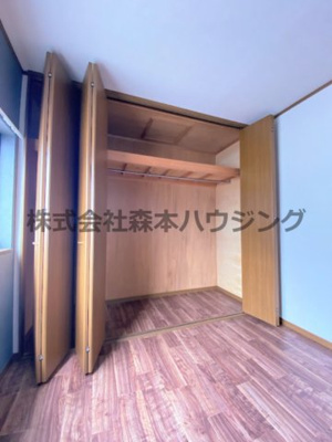 【収納】 | 　寝屋川市池田1丁目5戸建貸家 | 十分な収納スペースがあります