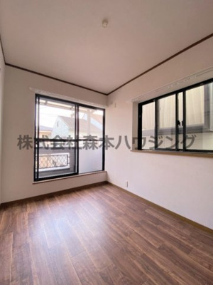 【子供部屋】 | 　寝屋川市池田1丁目5戸建貸家 | お子さんのためのお部屋にいかがでしょうか