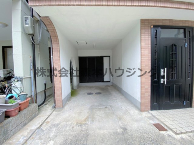 【駐車場】 | 　寝屋川市池田1丁目5戸建貸家 | 駐車スペースもあります