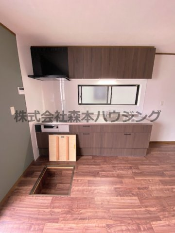 【収納】 | 　寝屋川市池田1丁目5戸建貸家 | 床下収納ついてます