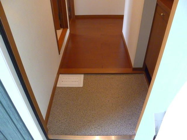 プラムロッジの玄関