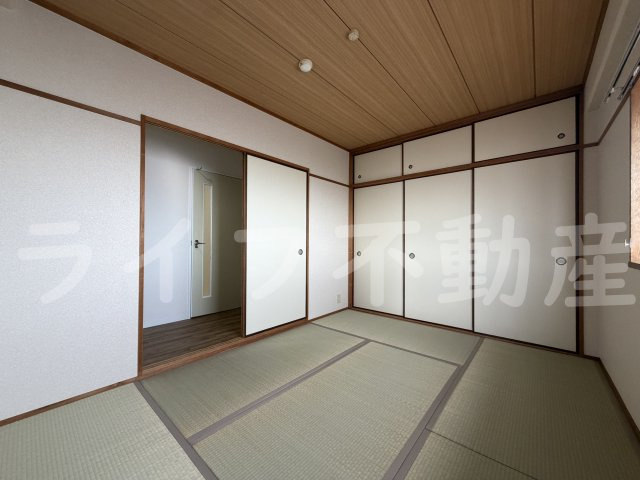 シャトー中野の和室