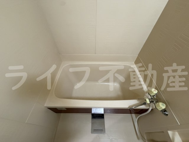 シャトー中野の浴室
