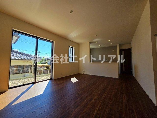 可児市愛岐ケ丘3丁目　新築戸建　全1棟の居間・リビング|1階
