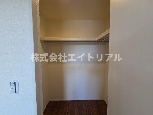 可児市愛岐ケ丘3丁目　新築戸建　全1棟の収納|2階　洋室7帖　ウォークインクローゼット