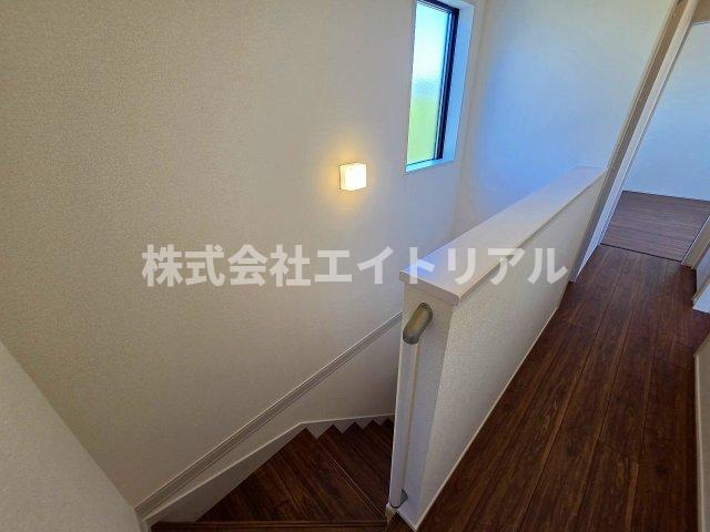 可児市愛岐ケ丘3丁目　新築戸建　全1棟のその他|階段