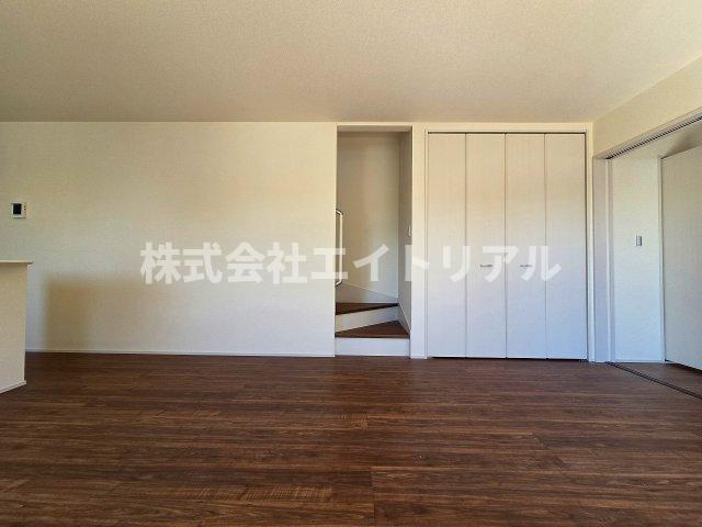 可児市愛岐ケ丘3丁目　新築戸建　全1棟の居間・リビング|1階