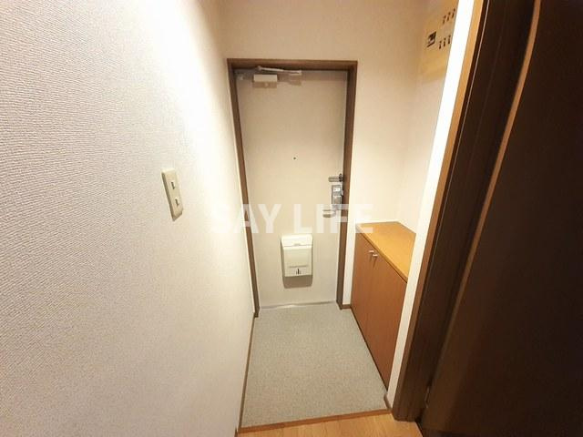 パソ・ヘンテの玄関