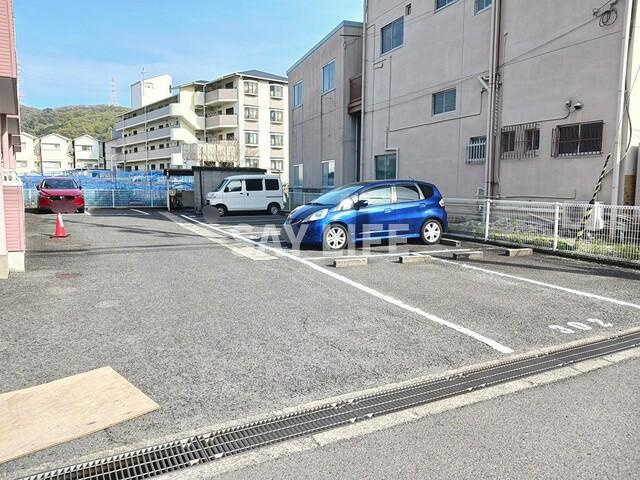 パティオ国分の駐車場