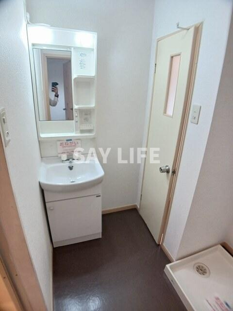 上田マンションの洗面所