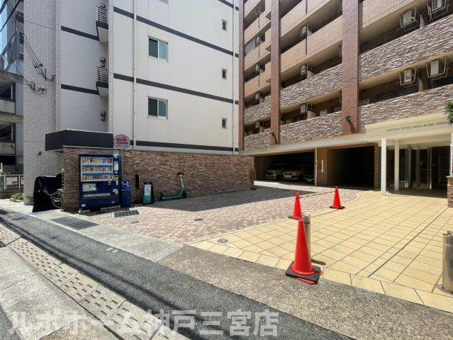 エステムコート新神戸エリタージュのエントランス
