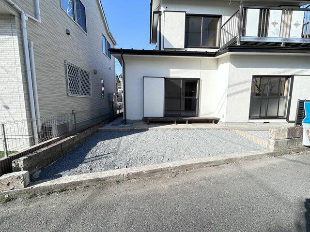 宇都宮市春日町　3ＬＤＫ　中古住宅の駐車場
