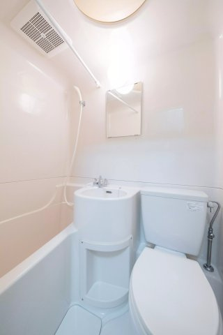 AP476 中西ビル 302のトイレ|

