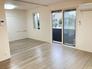 【内装】 | コエドラーパ | 別のお部屋の写真です