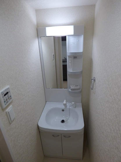 【洗面所】ラグゼ芦屋南