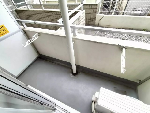 AP87 T`s garden梶ヶ谷 104のバルコニー|

