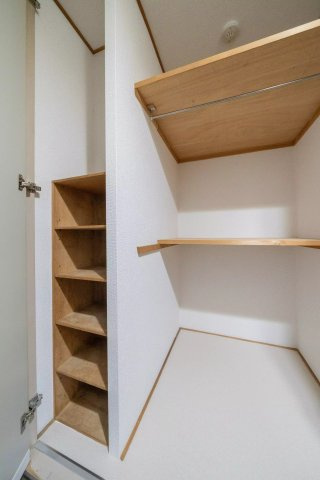 AP497 ノーサレンダー 319の収納|

