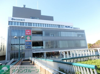 Coconeri 徒歩17分。 1340m