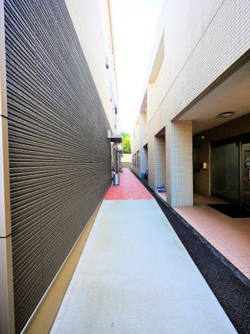 【エントランス】アンソレイユ原町