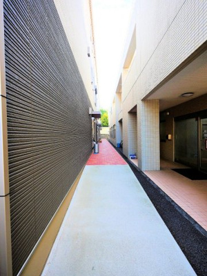 【エントランス】アンソレイユ原町