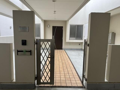 【エントランス】ウェルフェア原町