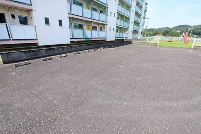 【駐車場】 | ビレッジハウス美園Ⅱ6号棟