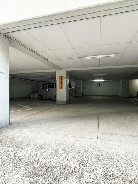 南平台ヒルスの駐車場