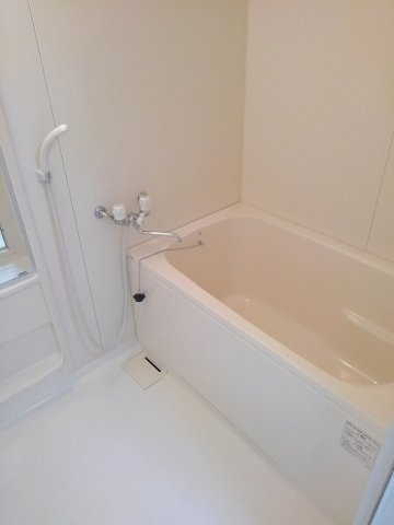 ムーンライト月寒の浴室