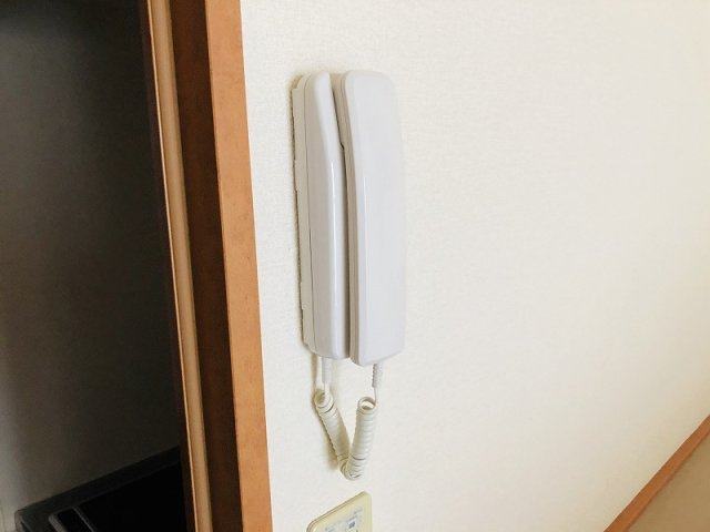 レオパレスフォルテのその他|インターホン