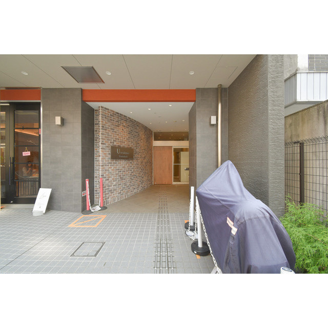 Uresidence Temmabashiのエントランス