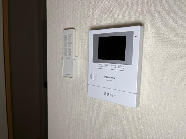 ケンデの内装|カメラ付インターホン