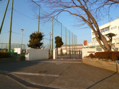 横浜市立中田中学校まで750ｍ