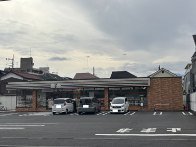 セブンイレブン海老名あゆみ橋店まで６００ｍ