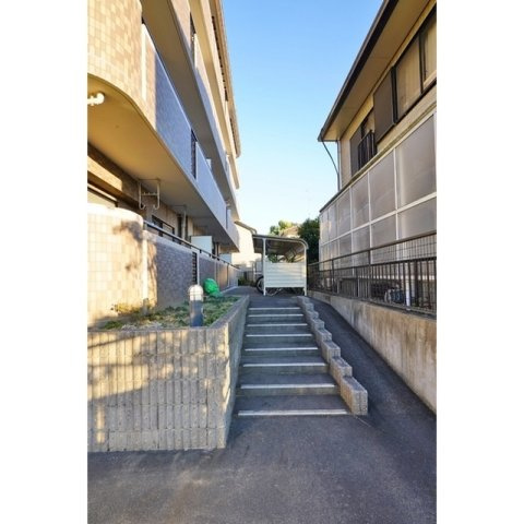 ルミナス島のその他|駐輪場