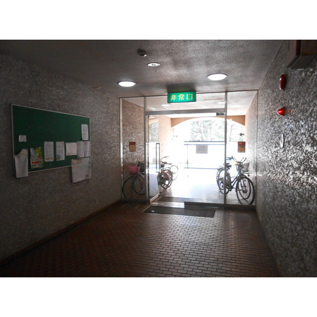 岐阜市県町２丁目の賃貸マンションのエントランス|お問い合わせは美濃善不動産駅前店へ！