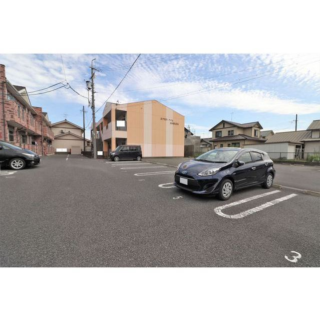 grandis　masudaの駐車場