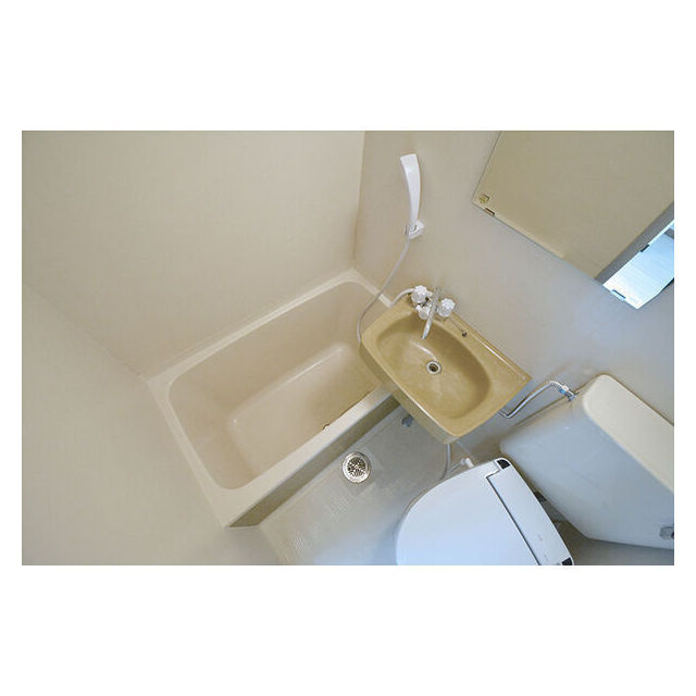 岐阜市北鶉４丁目のアパートの洗面所