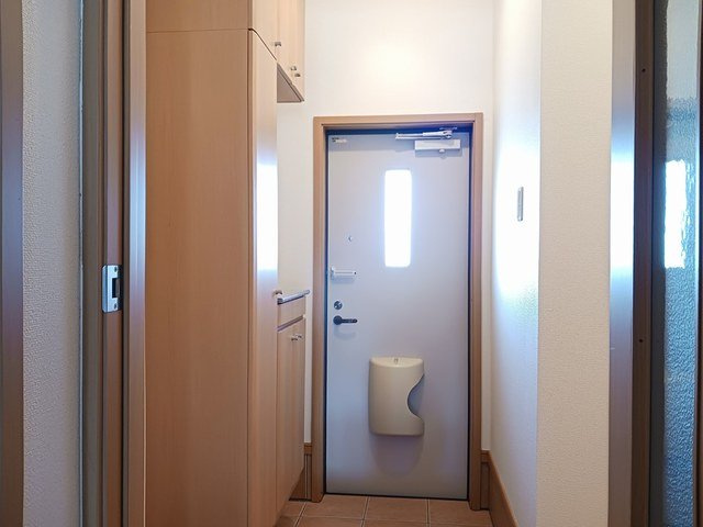 ペルペティアＢの玄関|ゆったりとした玄関です